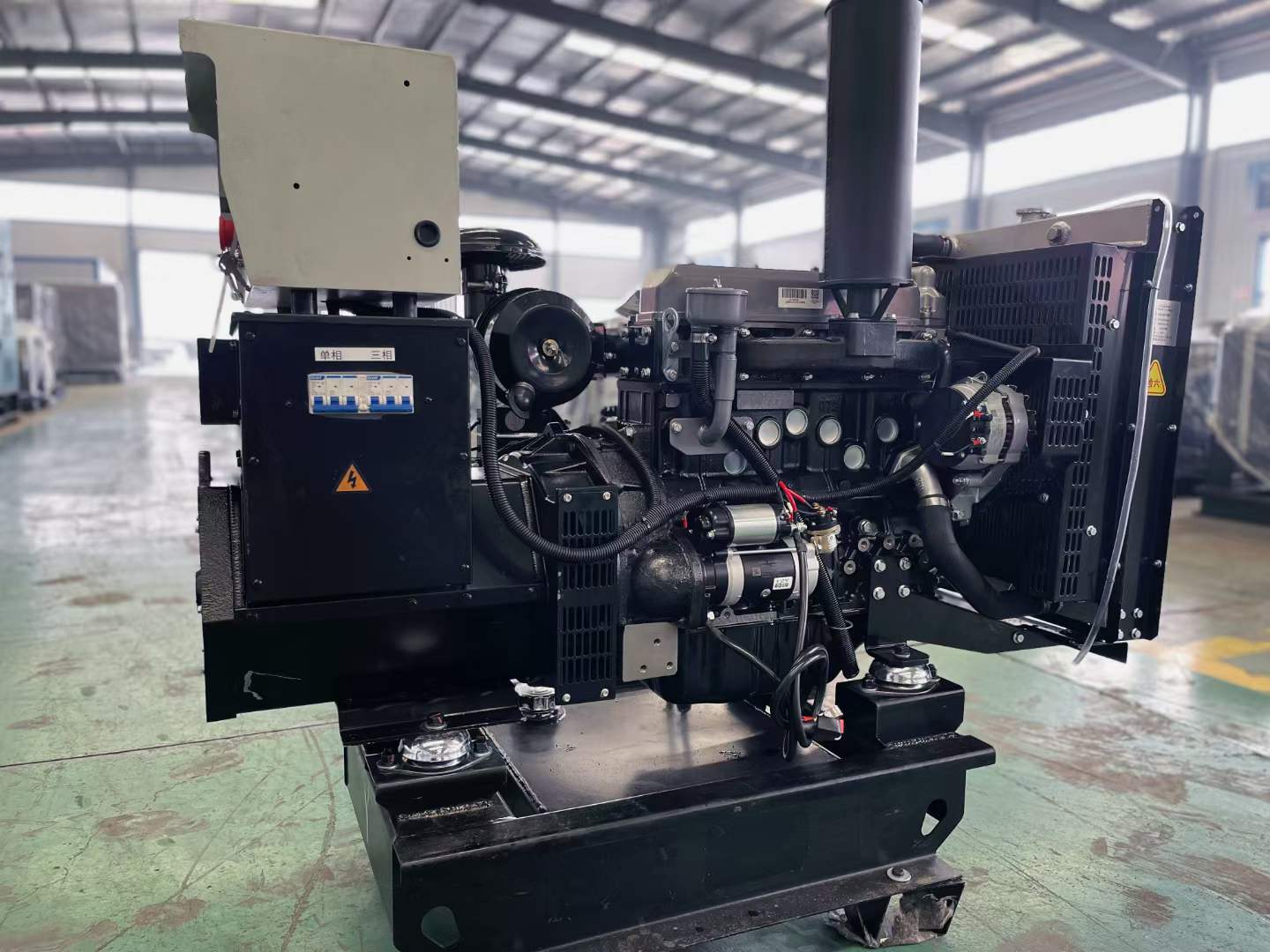 林周如何降低电感性负载对发电机的影响？