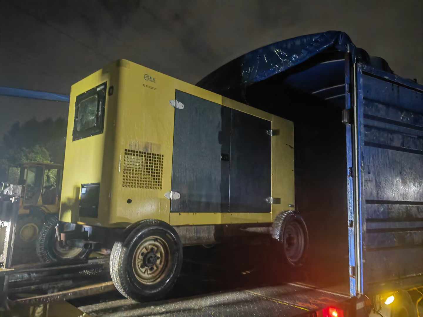 林周如何根据负载特性选择合适的柴油发电机？