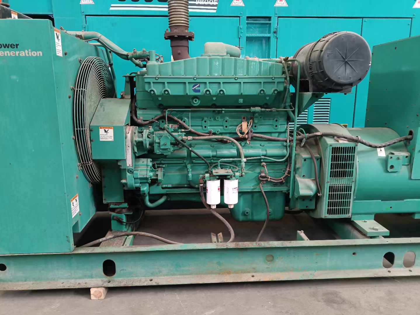 林周过载会对 600kW 柴油发电机组造成哪些损害？