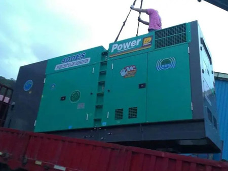 林周柴油发电机组转速不稳定时，如何对发动机进行维护？