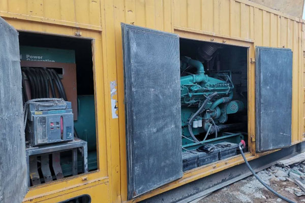 林周发电机组夏季保养的注意事项有哪些？