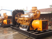 林周发电机组的频率规格是如何确定的？