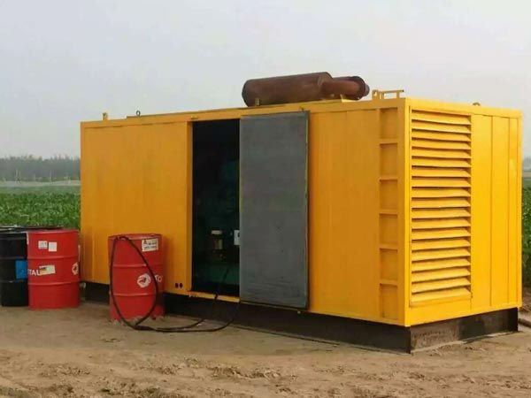 林周如何判断柴油发电机的充电系统是否正常？