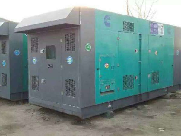 林周合同中关于工期延误的责任如何界定和处理？